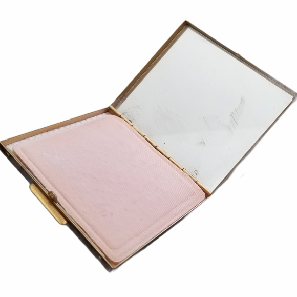 Vintage Mother Of Pearl Gold Tone Mirrored Compact - Picture 7 of 14